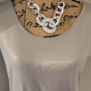 Chicos Travelers Shimmery Gold Sleeveless Scoop Neck Top